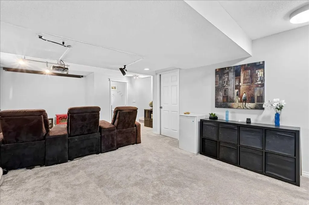 333 Bridleridge View SW Calgary AB T2Y 0E6