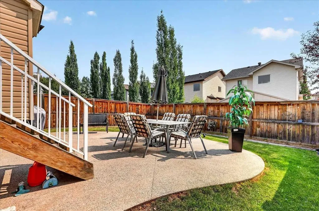 333 Bridleridge View SW Calgary AB T2Y 0E6