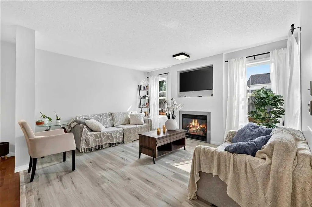 333 Bridleridge View SW Calgary AB T2Y 0E6