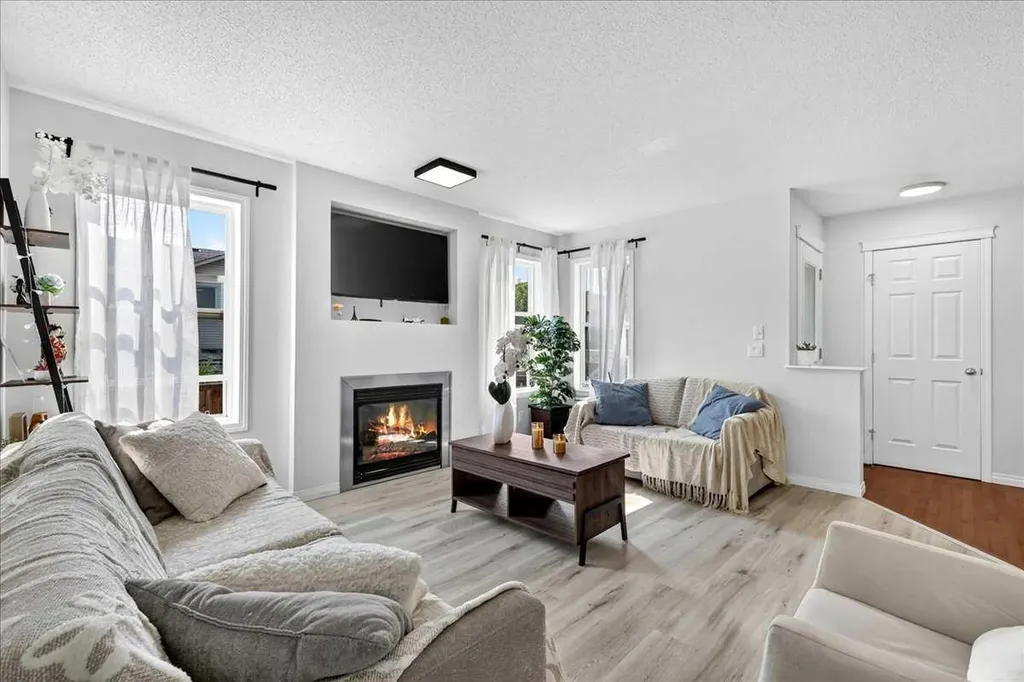 333 Bridleridge View SW Calgary AB T2Y 0E6