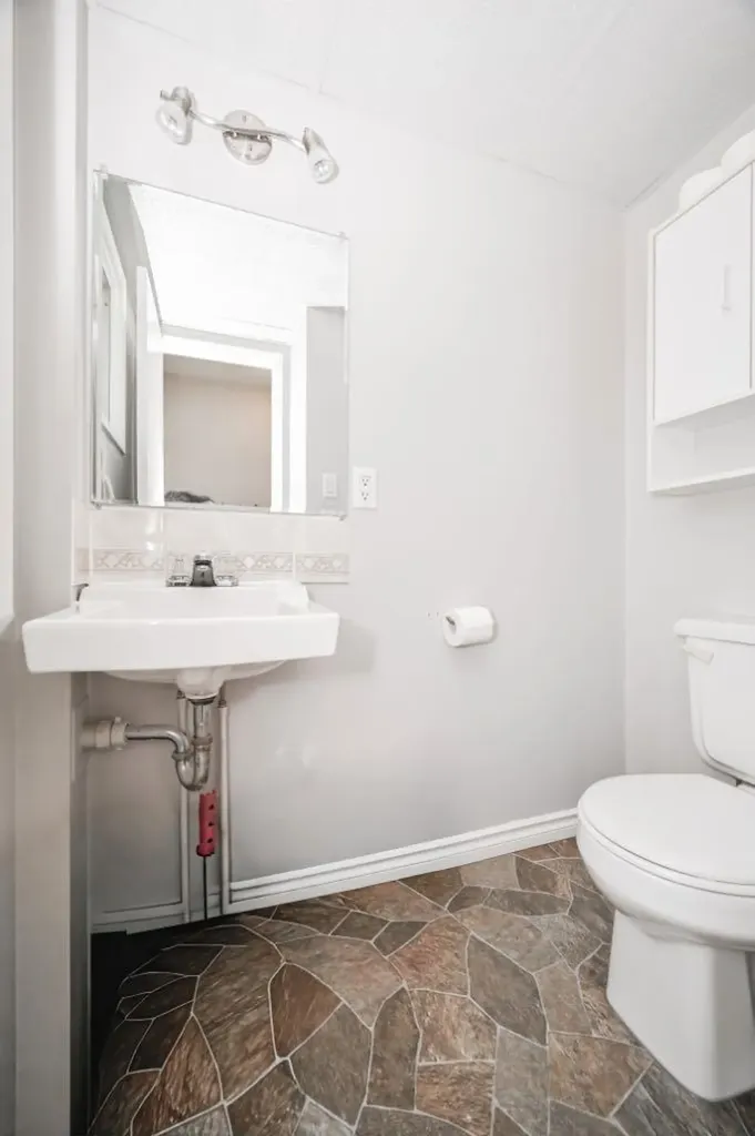 7811 Cedarwood Park Grande Prairie AB T8V 4R8