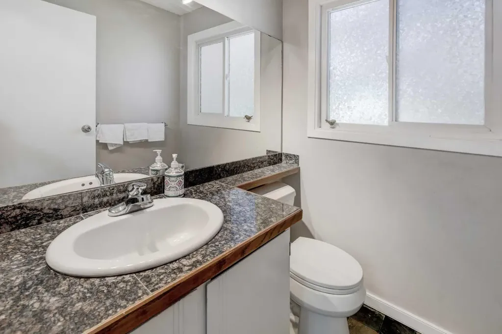 738 Queenston Terrace SE Calgary AB T2J6H6