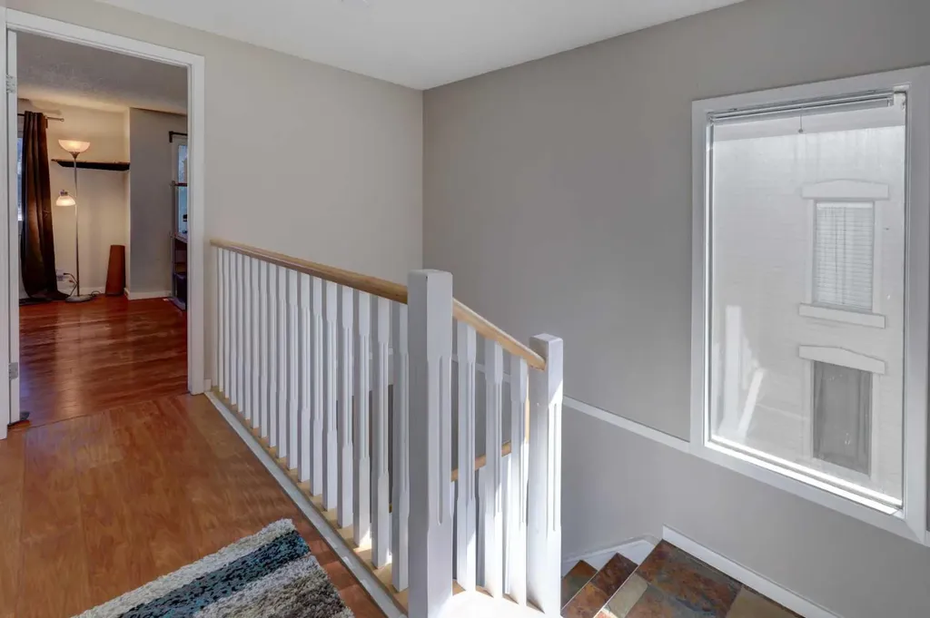 738 Queenston Terrace SE Calgary AB T2J6H6