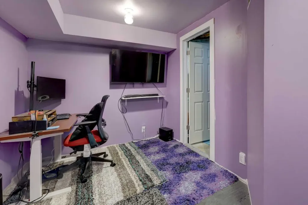 738 Queenston Terrace SE Calgary AB T2J6H6