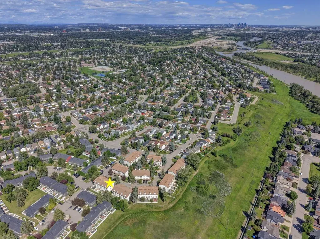 738 Queenston Terrace SE Calgary AB T2J6H6