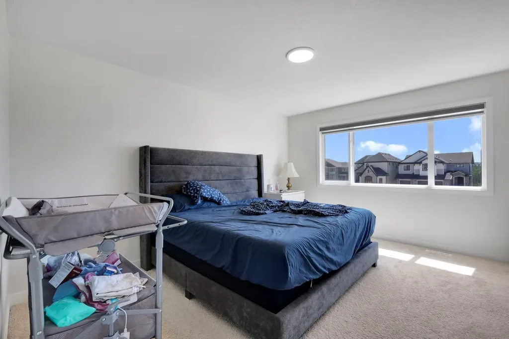 423 Legacy Circle SE Calgary AB T2X 3Z1