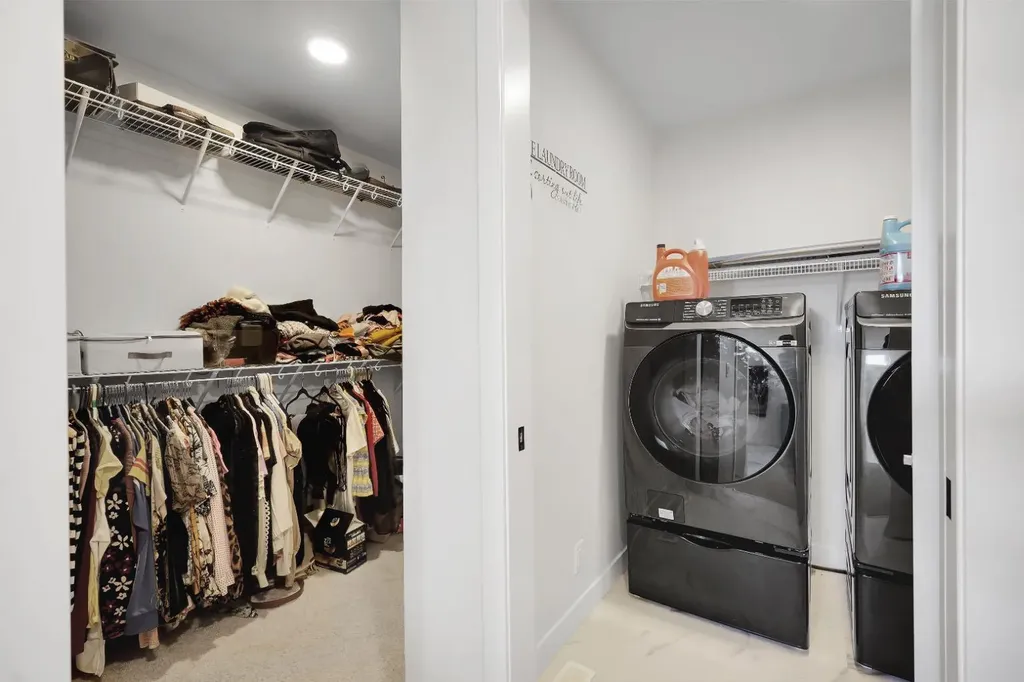 423 Legacy Circle SE Calgary AB T2X 3Z1