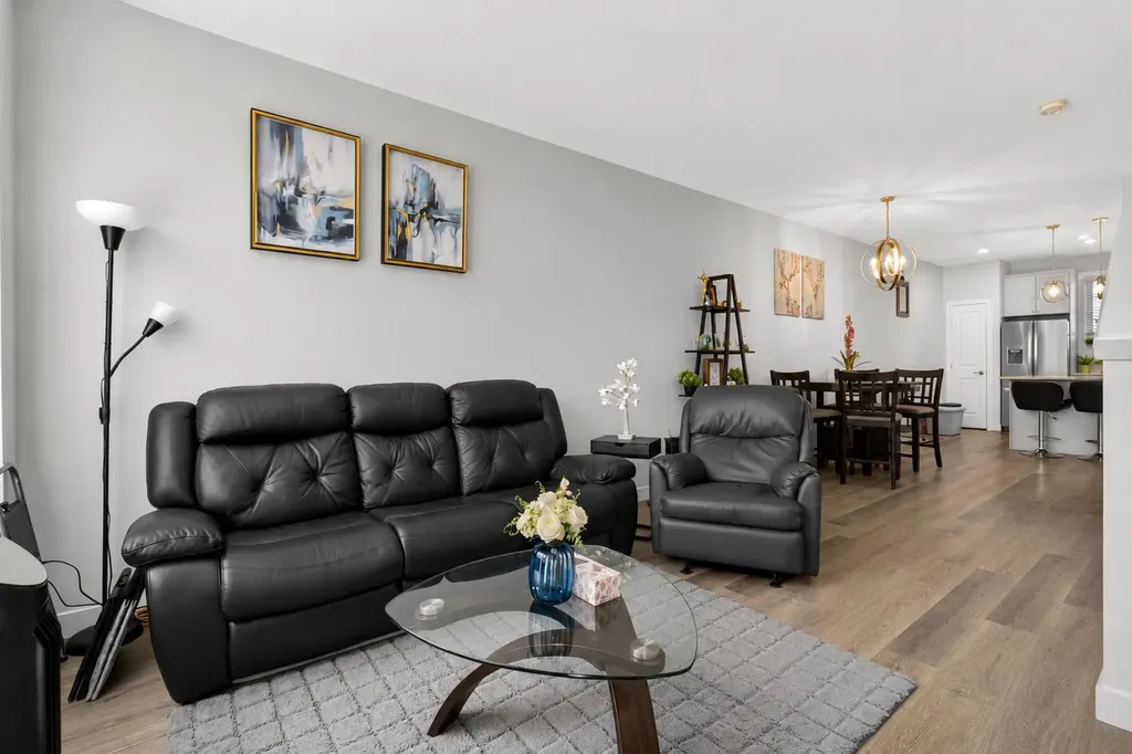 20 Evanscrest Park NW Calgary AB T2P 1R3