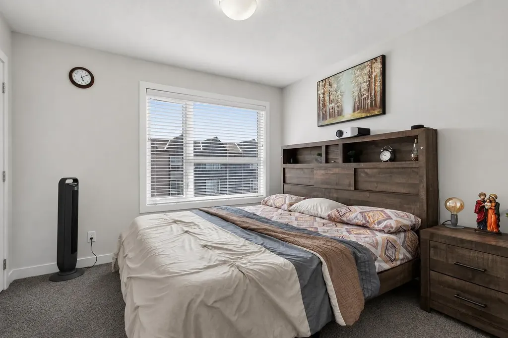 20 Evanscrest Park NW Calgary AB T2P 1R3