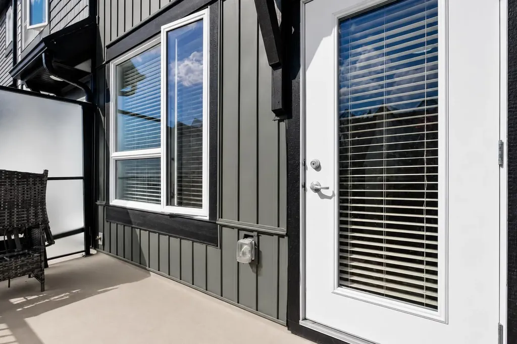 20 Evanscrest Park NW Calgary AB T2P 1R3