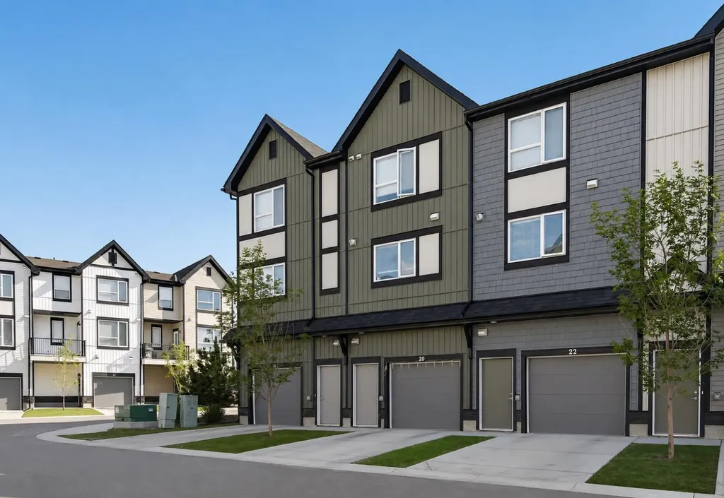 20 Evanscrest Park NW Calgary AB T2P 1R3