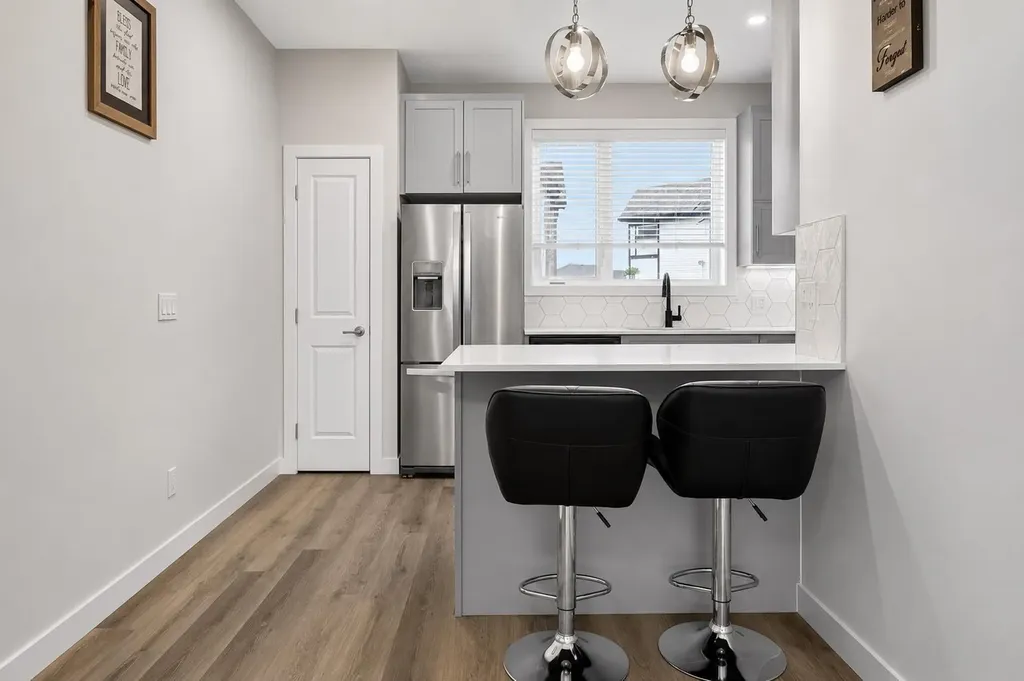 20 Evanscrest Park NW Calgary AB T2P 1R3