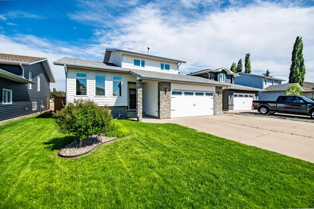 171 Douglas Avenue Red Deer AB T4R 2G5