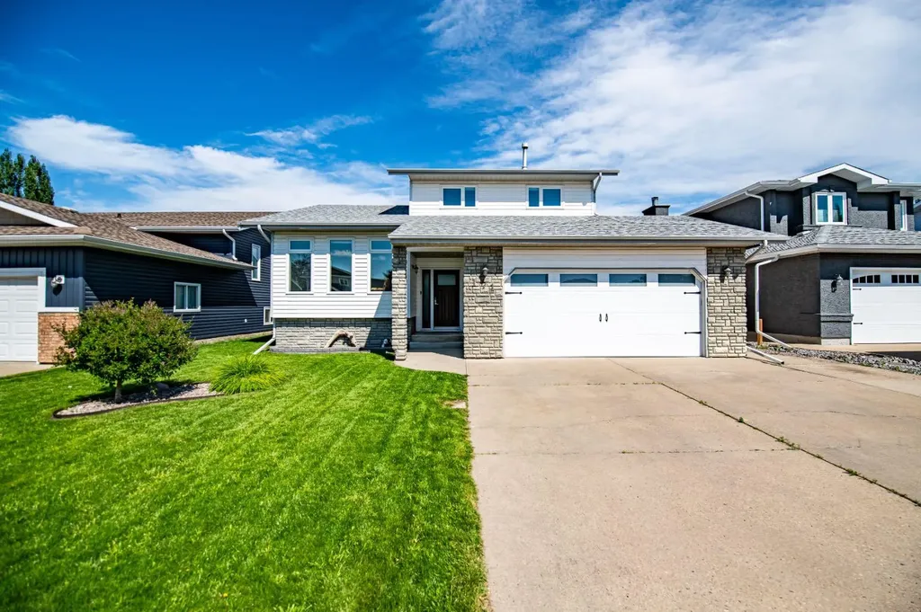 171 Douglas Avenue Red Deer AB T4R 2G5