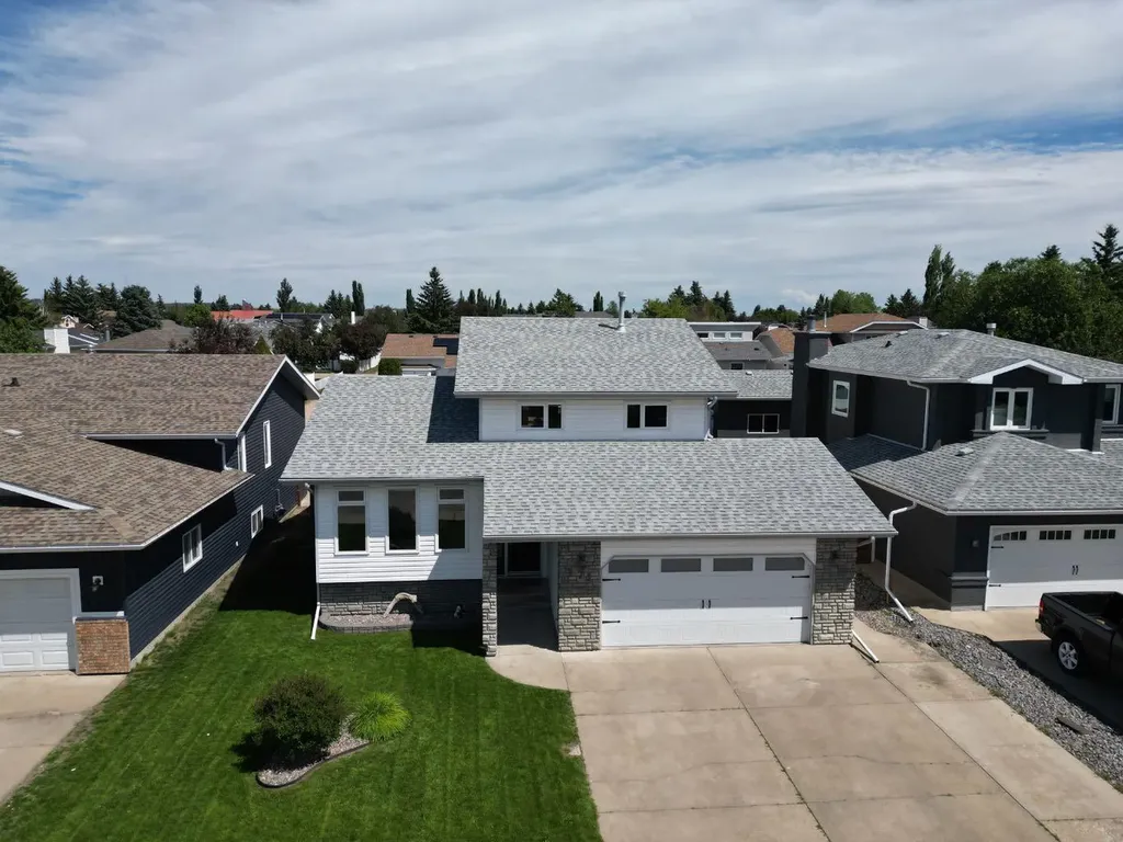 171 Douglas Avenue Red Deer AB T4R 2G5