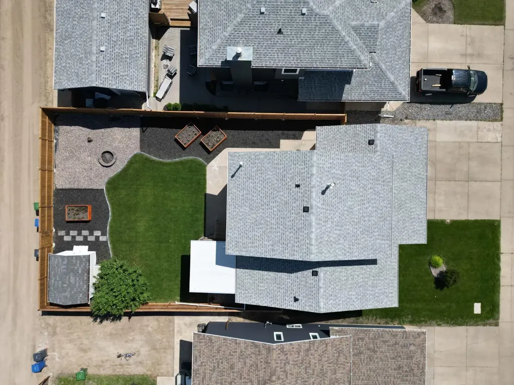 171 Douglas Avenue Red Deer AB T4R 2G5