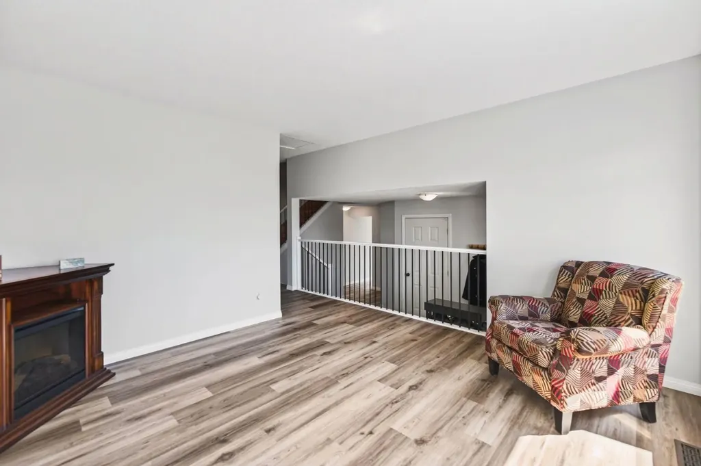 171 Douglas Avenue Red Deer AB T4R 2G5