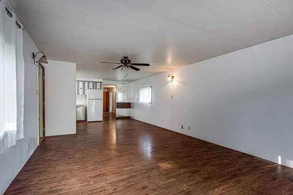 5317 52 Street Rural Lacombe County AB T0B 3C0