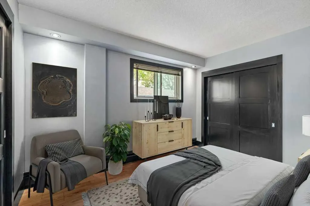 1815 16 Street SW Calgary AB T2T 4E3