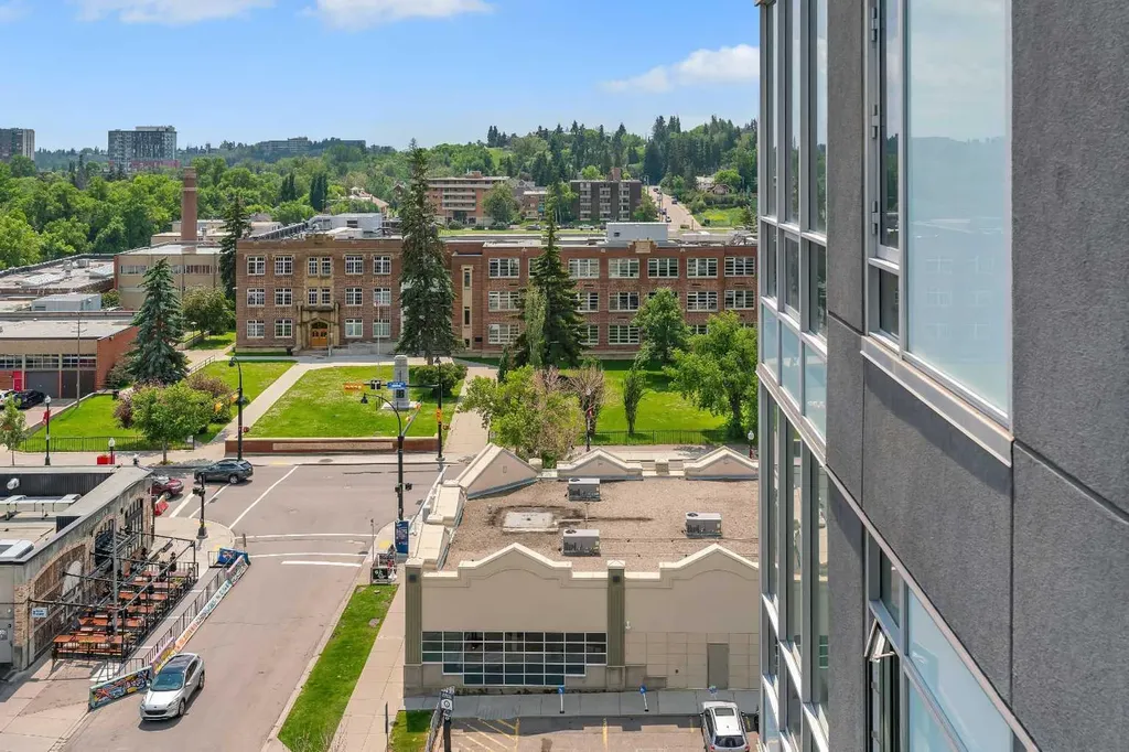 1501 6 Street SW Calgary AB T2R 0Z7