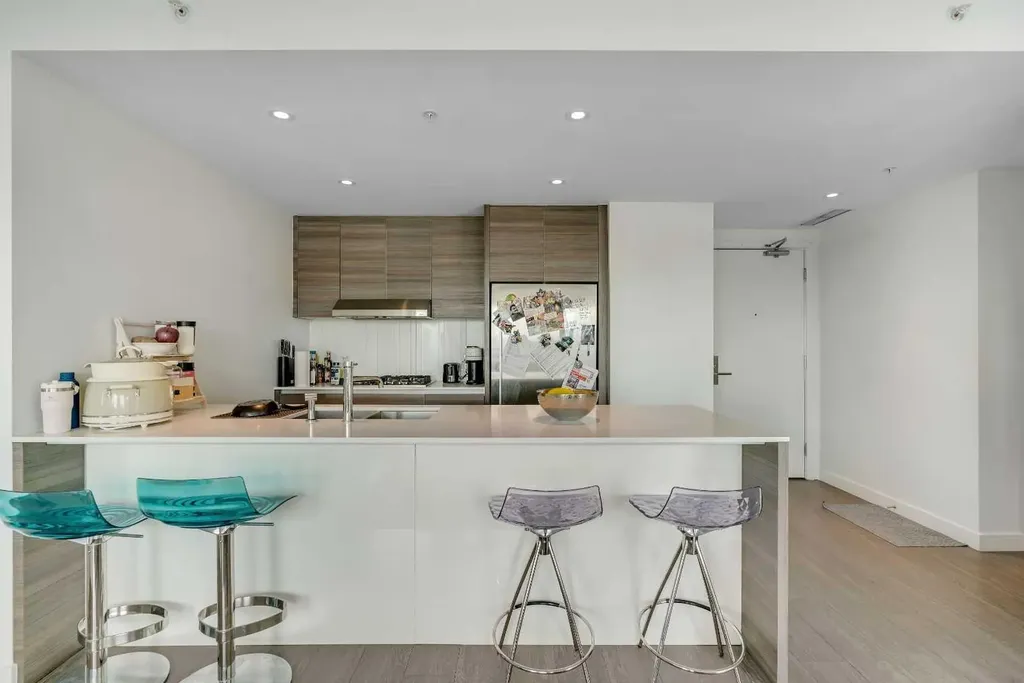 1501 6 Street SW Calgary AB T2R 0Z7