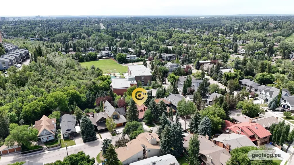 521 30 Avenue SW Calgary AB T2S 0P4