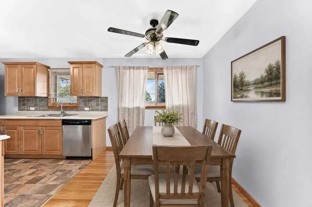 5620 Buckthorn Road NW Calgary AB T2K2Y5