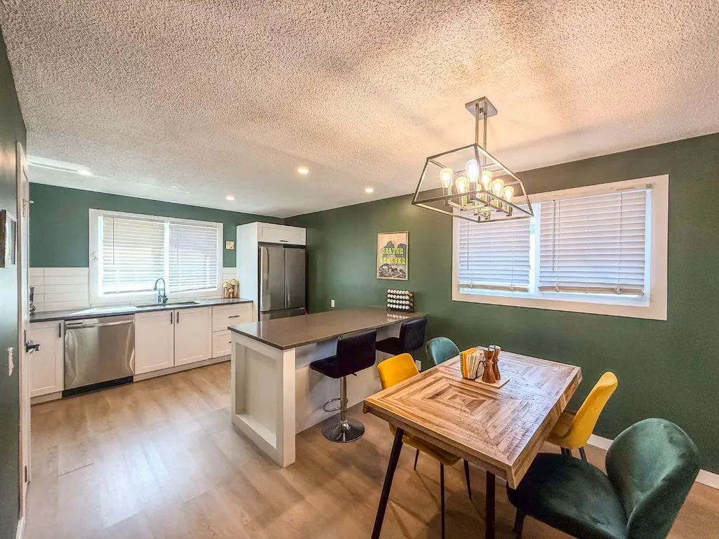 119 Fallswater Crescent NE Calgary AB T3J 1B5