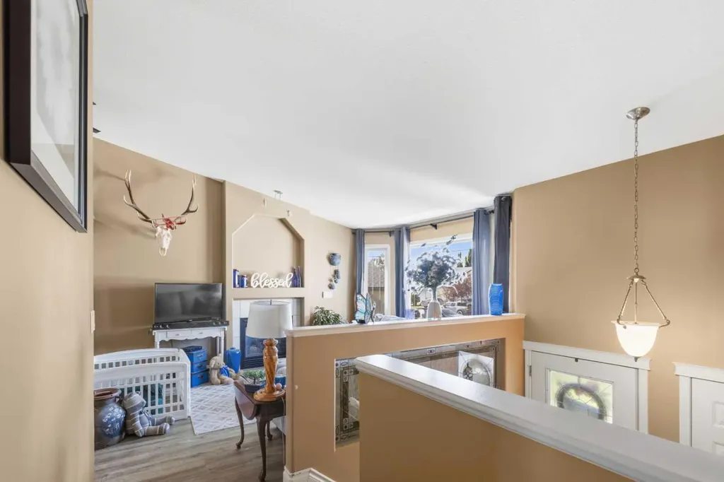 10733 75 Avenue Grande Prairie AB T8W 2S7