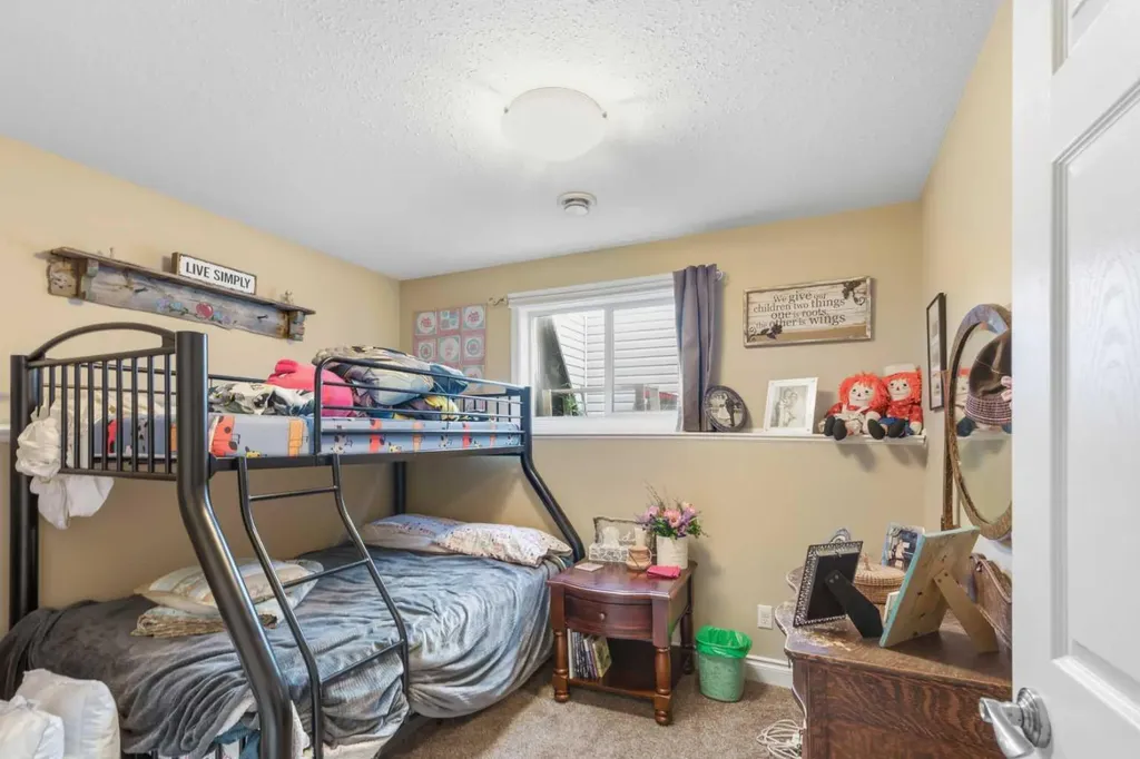 10733 75 Avenue Grande Prairie AB T8W 2S7
