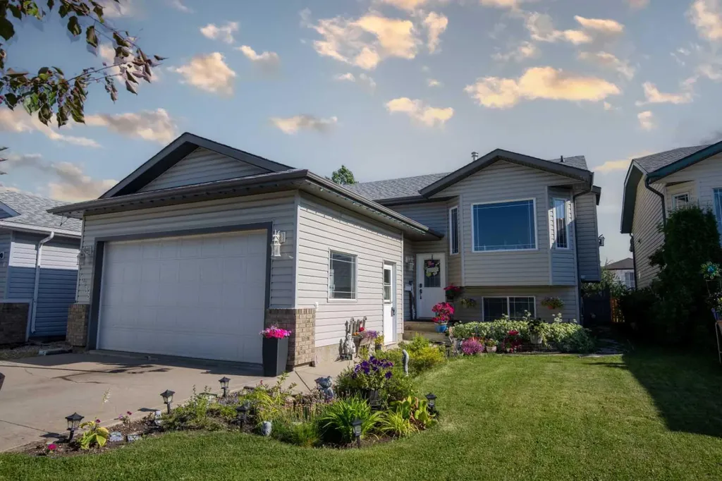 10733 75 Avenue Grande Prairie AB T8W 2S7