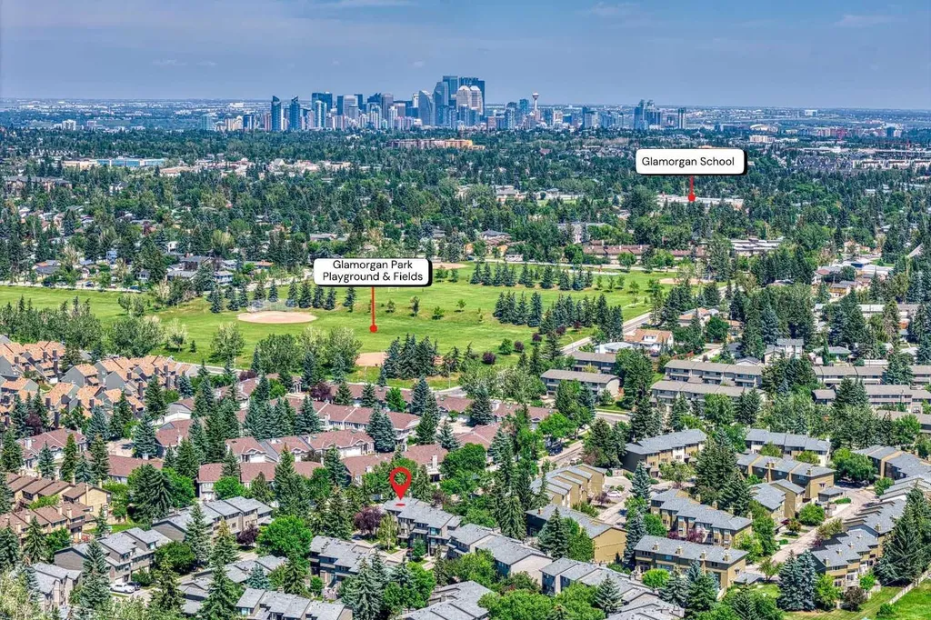 23 Glamis Drive SW Calgary AB T3E 6S3