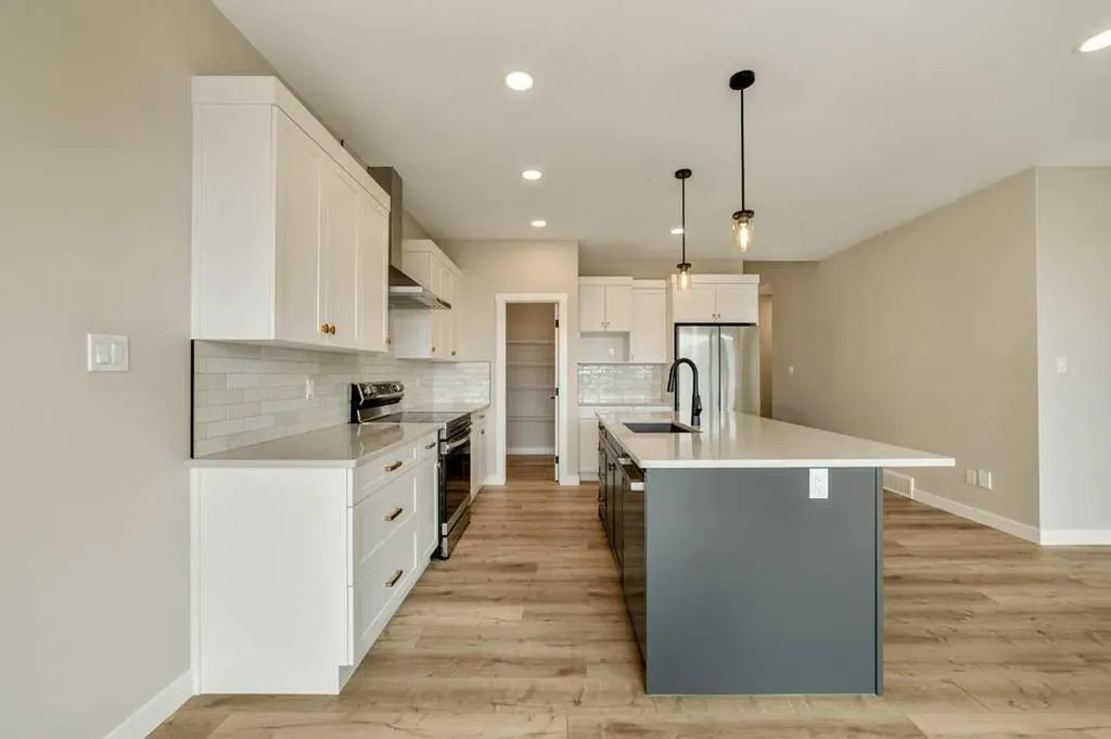 103 Riverford Close W Lethbridge AB T1K 8E6