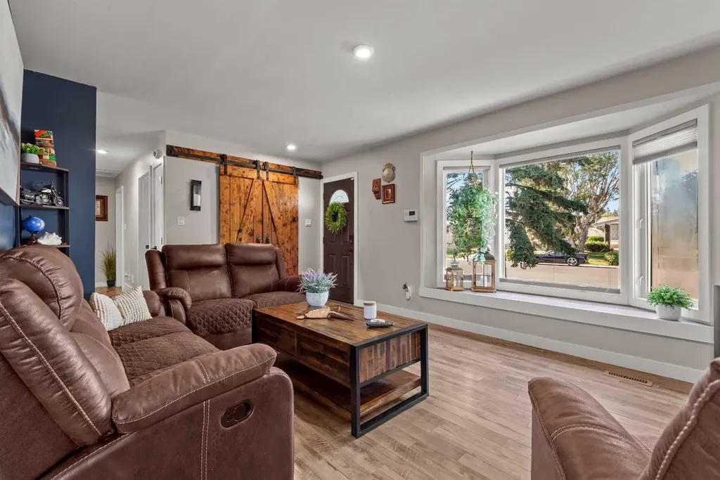 1203 1 Street NE Three Hills AB T0M 2A0