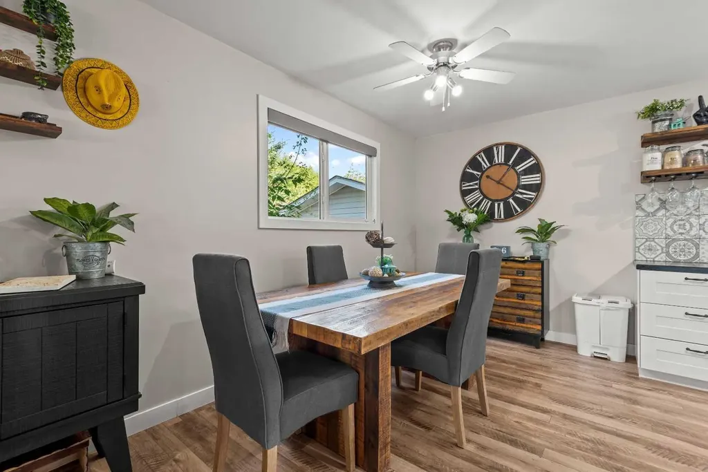 1203 1 Street NE Three Hills AB T0M 2A0