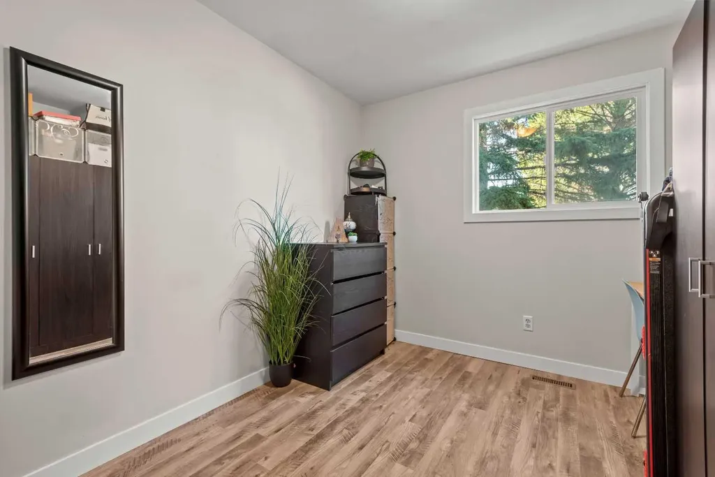1203 1 Street NE Three Hills AB T0M 2A0