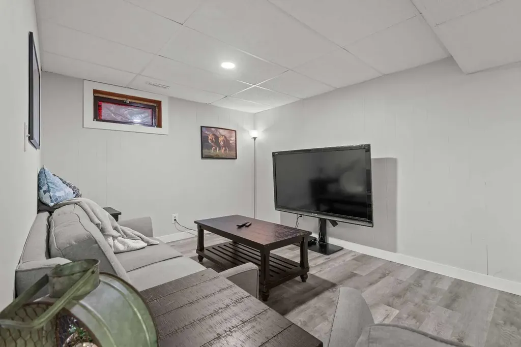 1203 1 Street NE Three Hills AB T0M 2A0