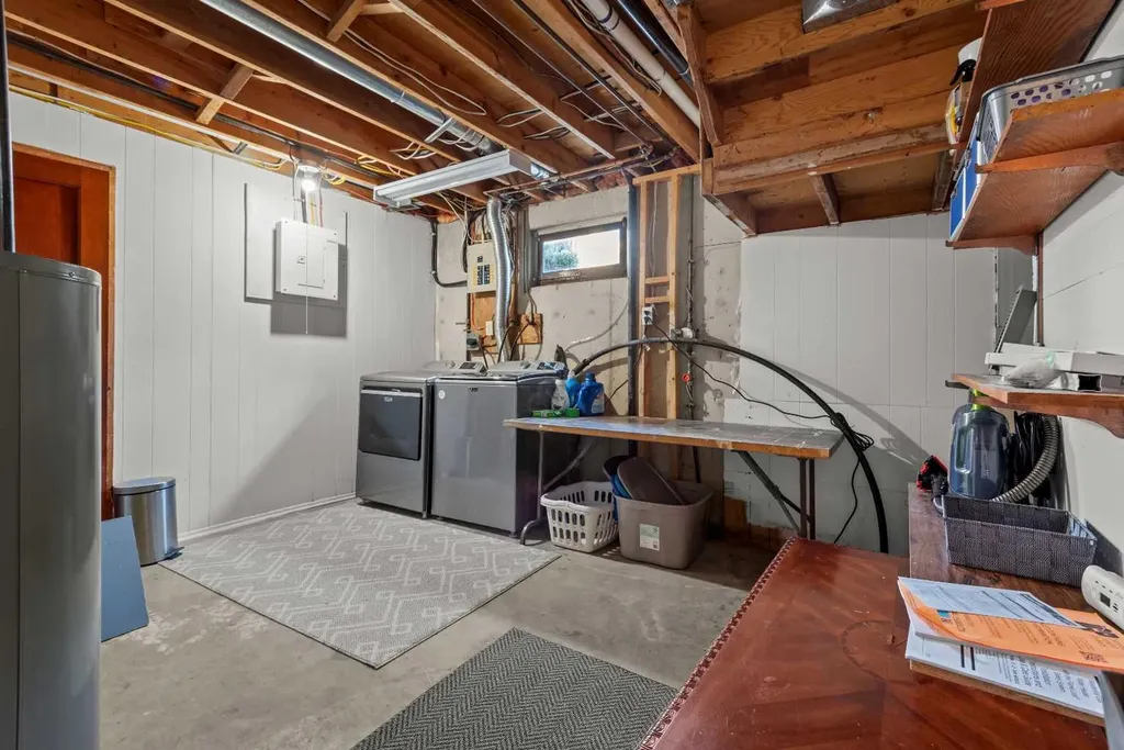 1203 1 Street NE Three Hills AB T0M 2A0