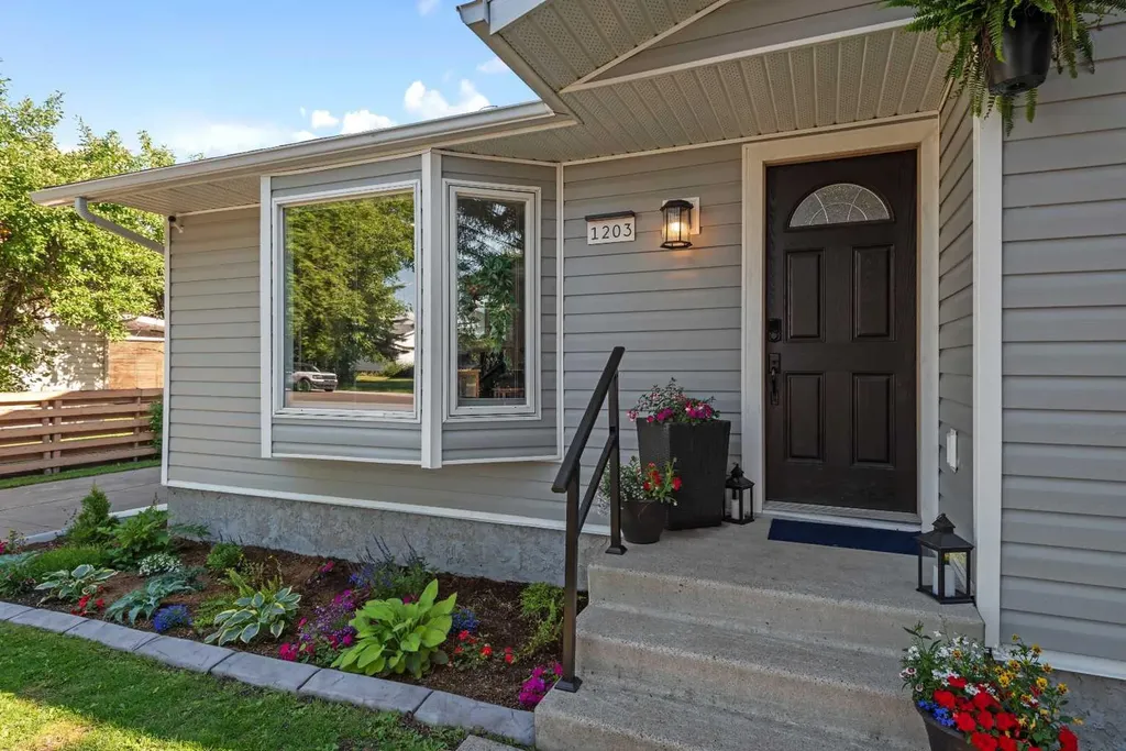 1203 1 Street NE Three Hills AB T0M 2A0