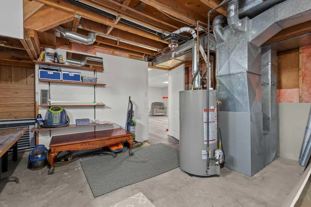 1203 1 Street NE Three Hills AB T0M 2A0