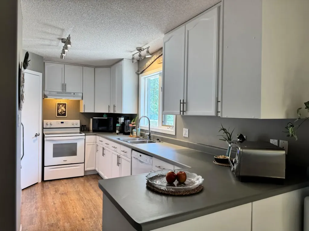 34048 Township Road 834 Rural Clear Hills County AB T0H 1L0
