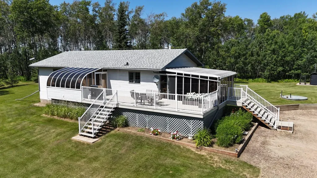 34048 Township Road 834 Rural Clear Hills County AB T0H 1L0