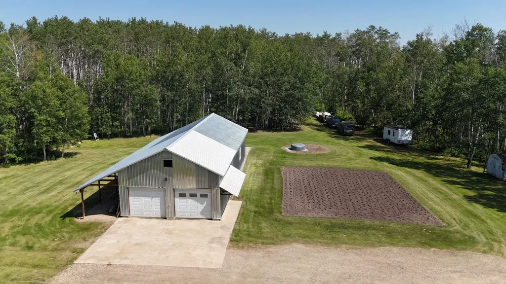 34048 Township Road 834 Rural Clear Hills County AB T0H 1L0