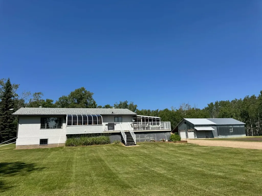 34048 Township Road 834 Rural Clear Hills County AB T0H 1L0