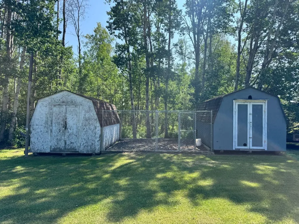 34048 Township Road 834 Rural Clear Hills County AB T0H 1L0