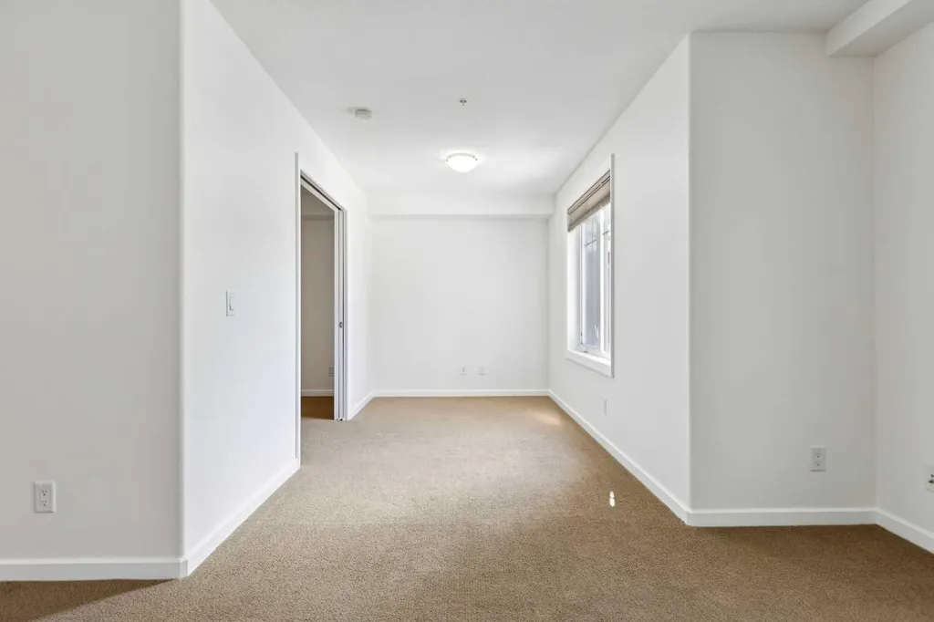 310 Mckenzie Towne Gate SE Calgary AB T2Z 1J4