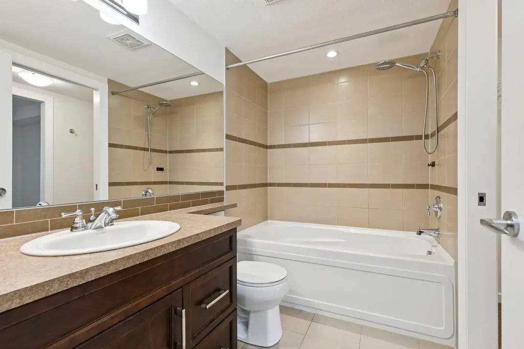 310 Mckenzie Towne Gate SE Calgary AB T2Z 1J4