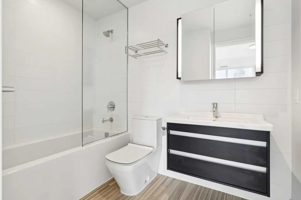 930 16 Avenue SW Calgary AB T2R 1C9