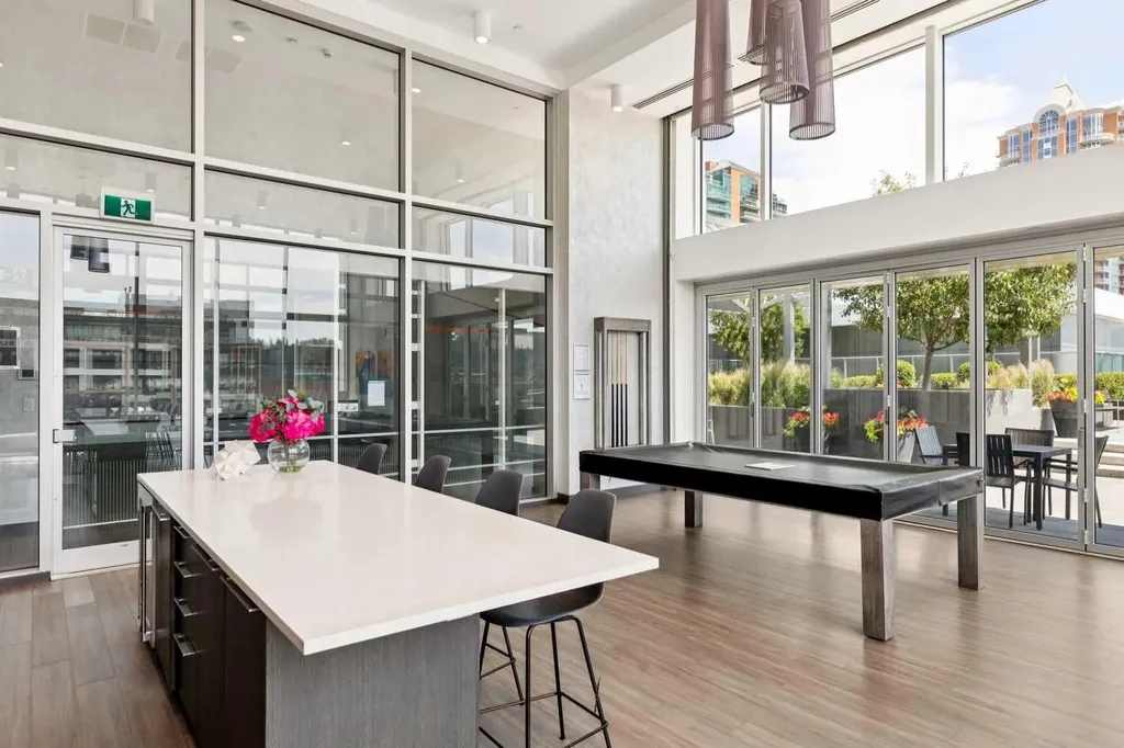 930 16 Avenue SW Calgary AB T2R 1C9