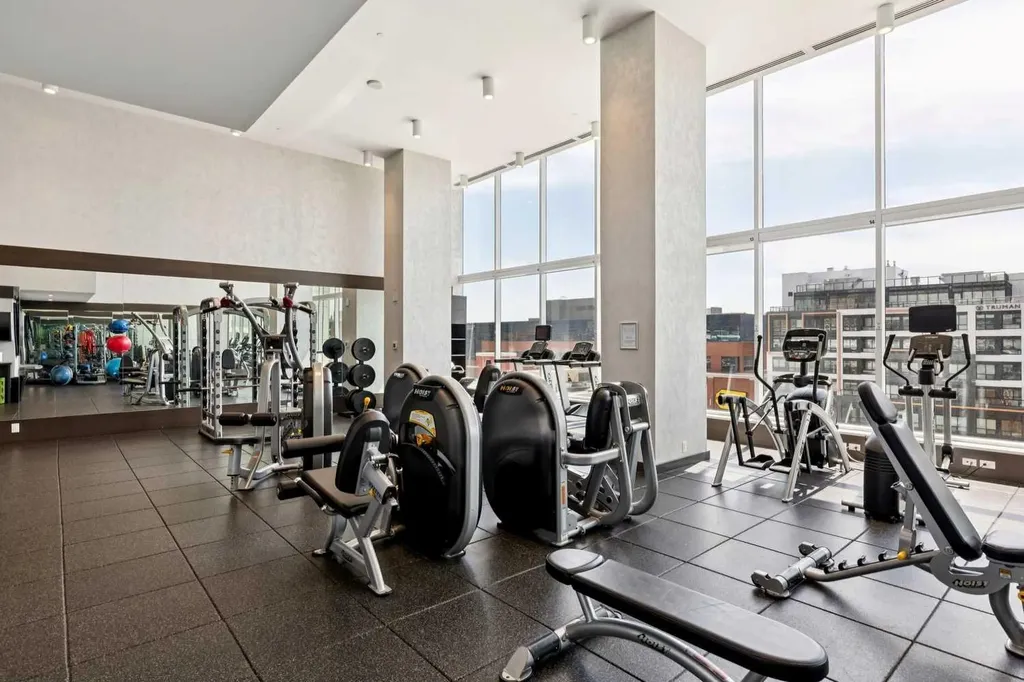 930 16 Avenue SW Calgary AB T2R 1C9